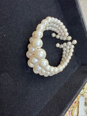 Vintage Pearl-Color Layered Bead Bracelet